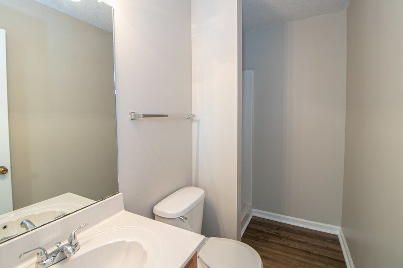 *** UPDATED PET FRINEDLY 3 BEDROOM, 2 BATH HOME! *** property image