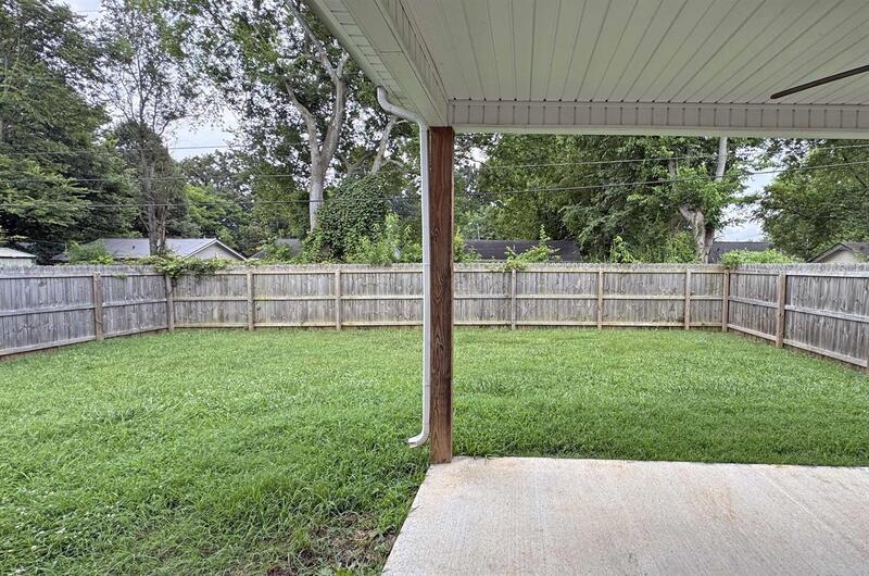 *** Minutes to the main gates of post!! *** property image
