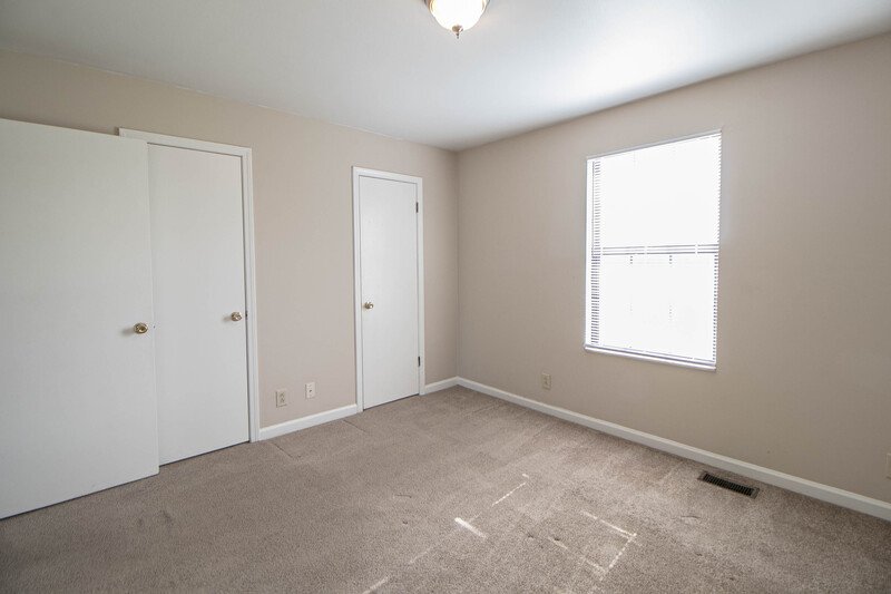 *** $500 DEPOSIT MOVE IN SPECIAL *** property image