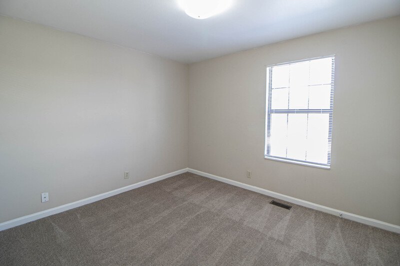 *** $500 DEPOSIT MOVE IN SPECIAL *** property image