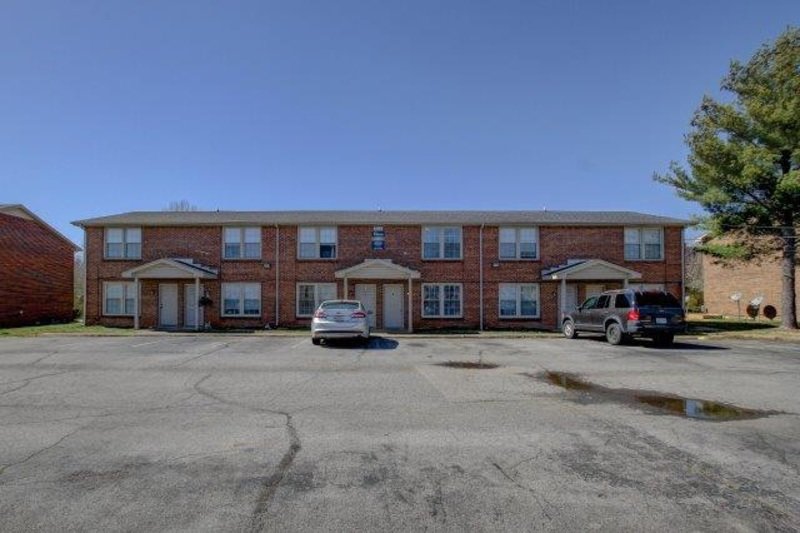 *** $500 DEPOSIT MOVE IN SPECIAL *** property image