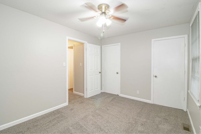 *** $500 DEPOSIT MOVE IN SPECIAL *** property image