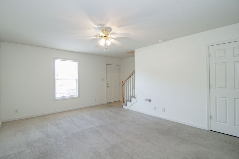 *** NO PETS PLEASE *** property image