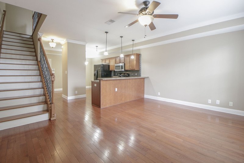 *** In the heart of the entertaining Downtown district! *** property image