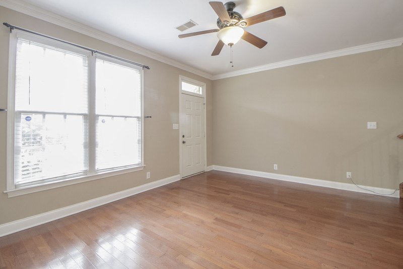 *** In the heart of the entertaining Downtown district! *** property image