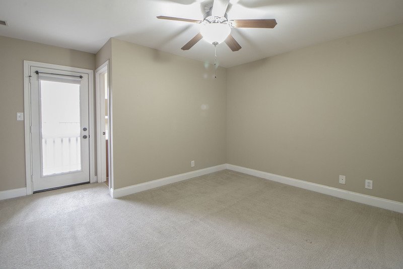 *** In the heart of the entertaining Downtown district! *** property image